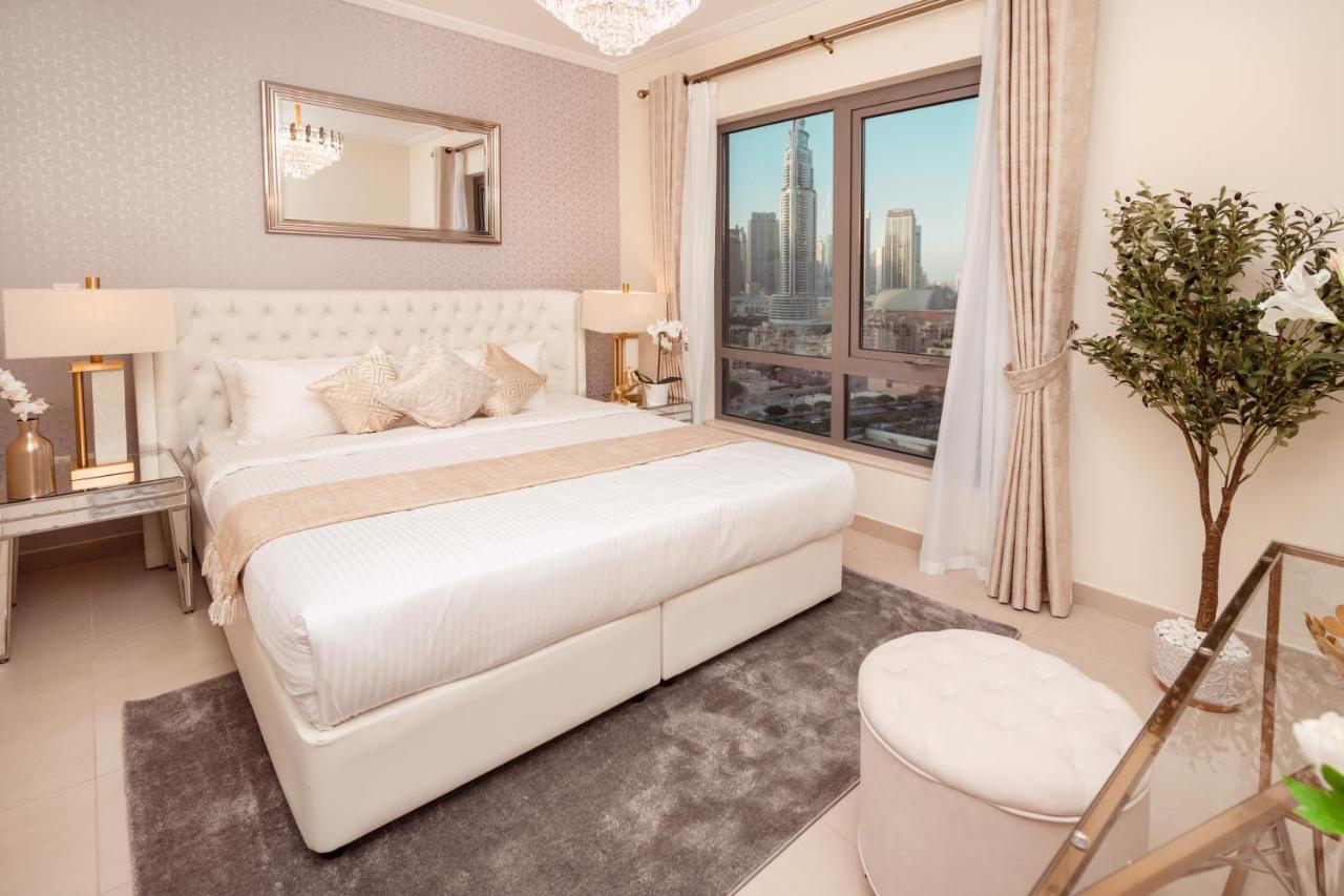 Elite Royal Apartment - Panoramic Full Burj Khalifa, Fountain & Skyline View - Baron Дубай Екстер'єр фото