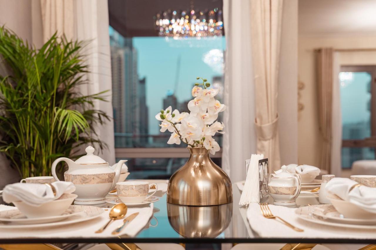 Elite Royal Apartment - Panoramic Full Burj Khalifa, Fountain & Skyline View - Baron Дубай Екстер'єр фото